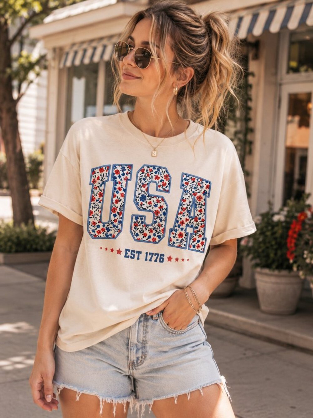 Patriotic Americana USA T-Shirt Small Floral Summer Memorial Day Large